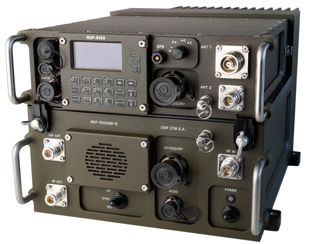 RKP-8100 AM-B - radiostacja ze wzmacniaczem